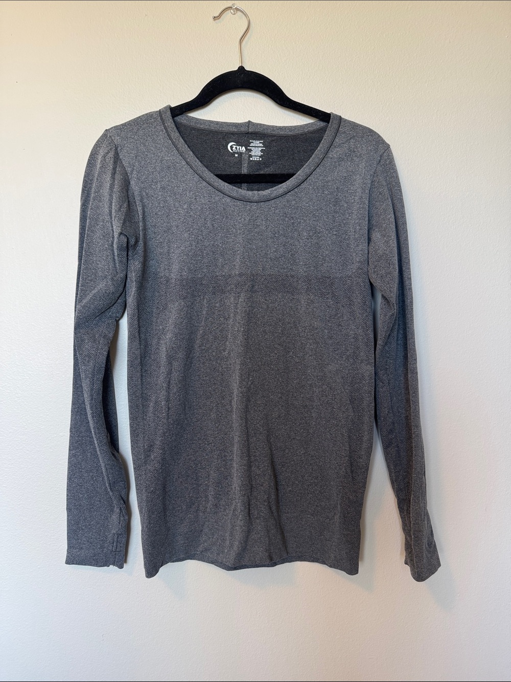 ZYIA Active Heather Gray Long Sleeve Top
